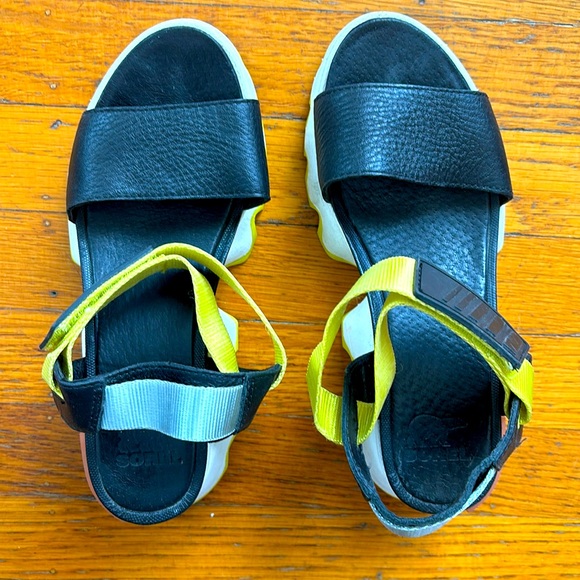 Sorel Kinetic Sandal Sz 5 - Picture 1 of 5